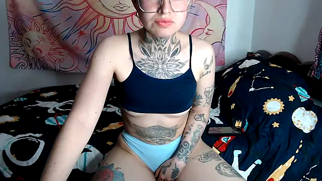 ArrangedFoot webcam