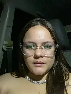Laryssinha_69 Live Web Cam Show