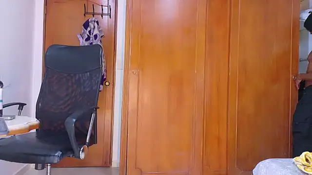 samirths_boy_ webcam