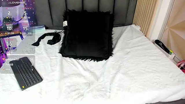 MiaGinger_ webcam