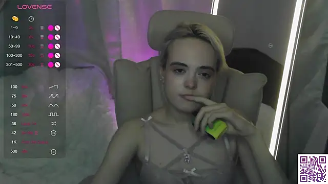 Oxcy_Secret webcam