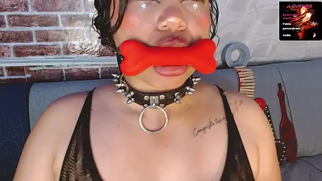 emma_bdsm_