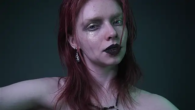 ginger_hugs webcam