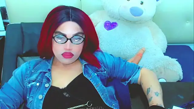 NharaBigCock webcam