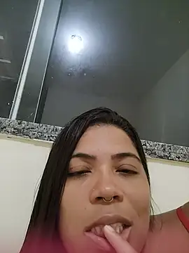 ZahraAmira_ webcam