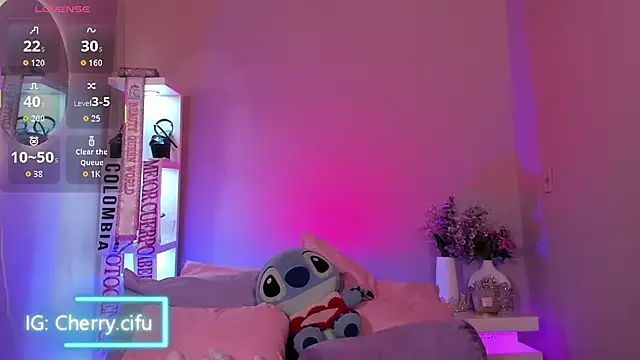 CherrySeraphine1 webcam