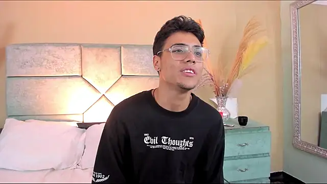 DannTaylor webcam