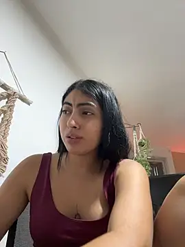 lily_rush (F teen) - 💋 Touch body slow
