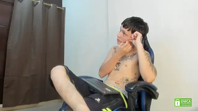 Nick_TattooedGuy webcam