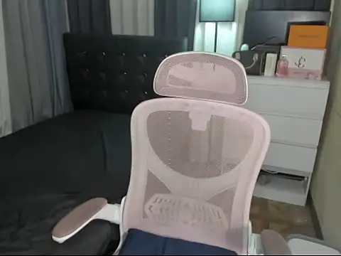 Seductive_rein webcam