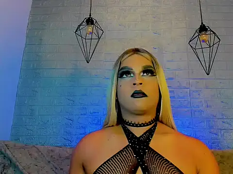 Crystal_ShineSt webcam