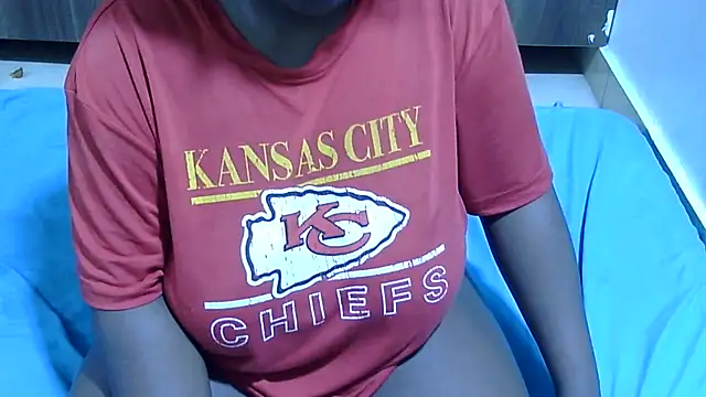 RawHoneyXO_ webcam