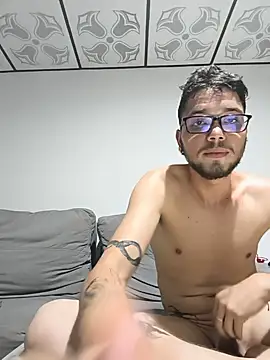 Allhan11 webcam