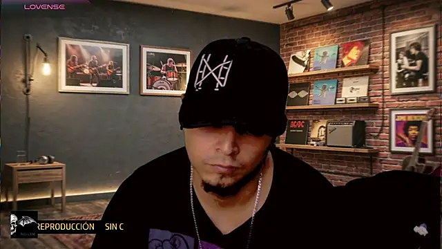 chino_roz webcam