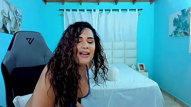shadia-orozco webcam