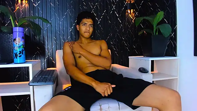 MaxWyatt_