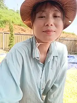 Linda-yiyi webcam