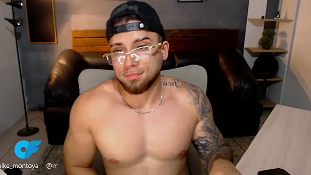 Mike_montoya01