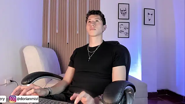 Dorianmistery2322_ webcam