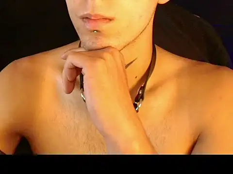dark_men1 live cam on StripChat