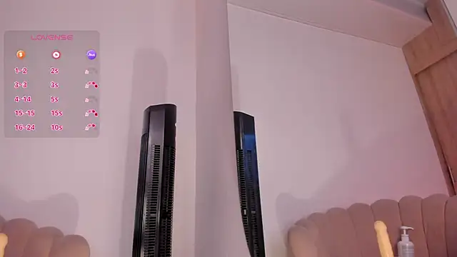 caroliinna_ webcam