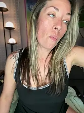 MiraKisss