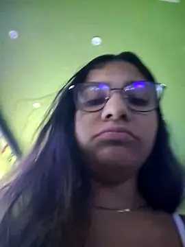 Sofythom1 webcam