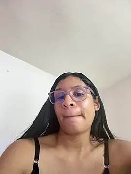 Danaeluxe webcam
