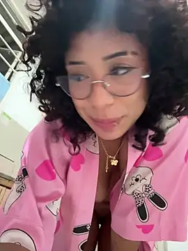 Woo_isDaphne webcam