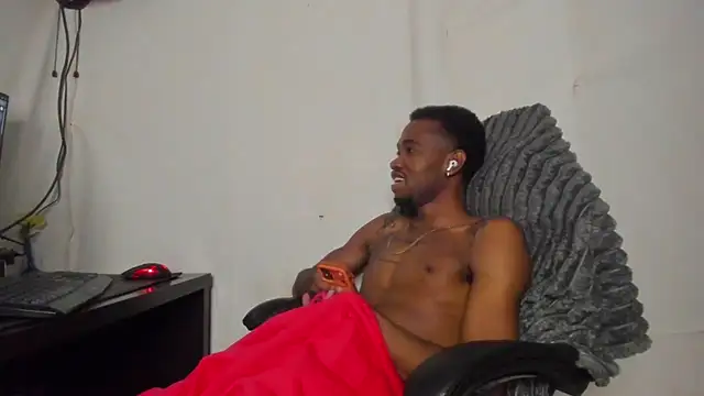 Kofi_exotic_2 webcam