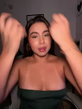 Zarahs_Blare1 webcam