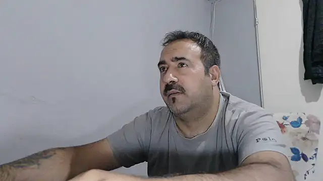 -dark-look- Live Web Cam Show