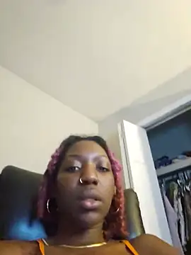 oliviaprettypussy webcam