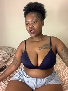 ThickPearlx23 webcam