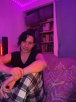 Nina-Chick777 webcam