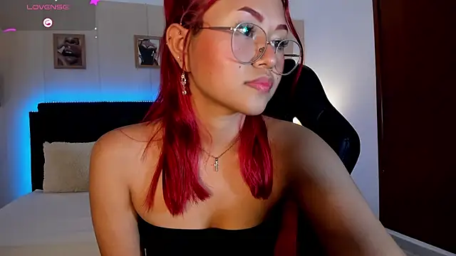 MAYASMITH__ webcam