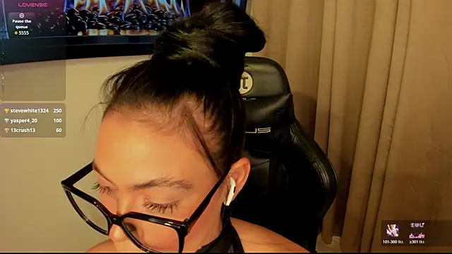 Sofia_milks webcam