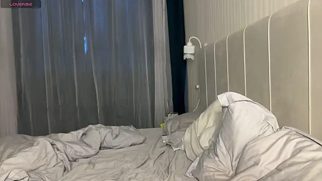Rin_the_mermaid_ webcam