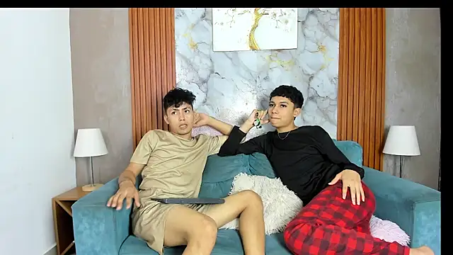 AVENGER_BOYS2026 webcam