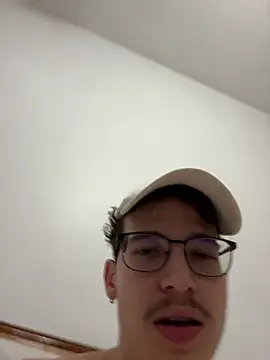 hungtwinkBR webcam