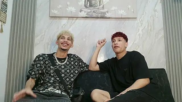 YOUNG_BOYS_HELL webcam