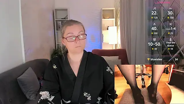Alexandra_Kind webcam