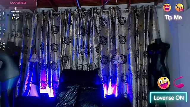 Hecate_doll webcam
