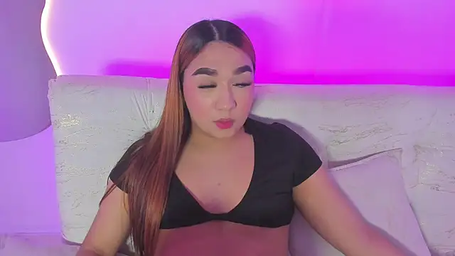 LiaCampbell_ webcam