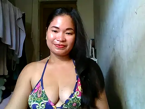 xxslutasian69xx webcam