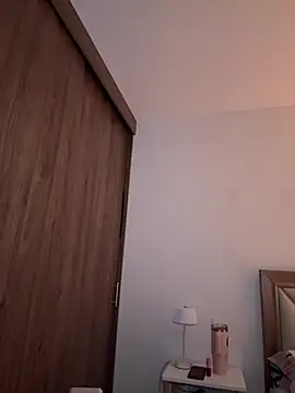 andra_rose webcam