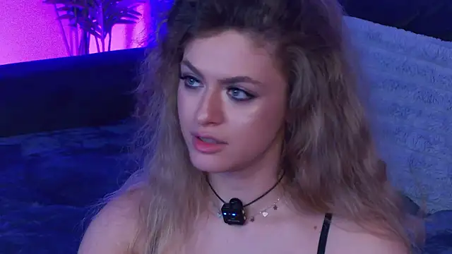 AnneMaryie webcam
