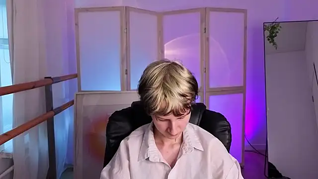 Senpai_Sins webcam