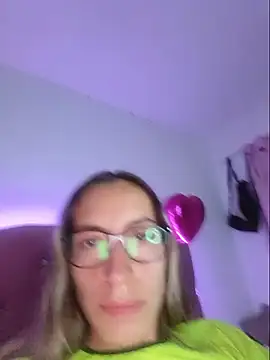 Melinaa-sex live cam on StripChat