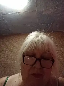 alexia64231 - Alexia64231's free webcam - UK Sex Cams